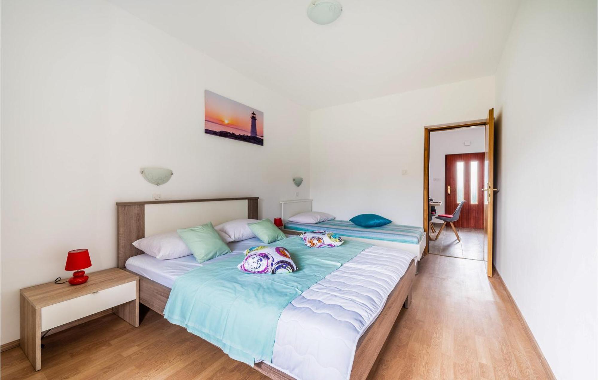 Amazing Apartment In Krnica With Kitchen Dış mekan fotoğraf